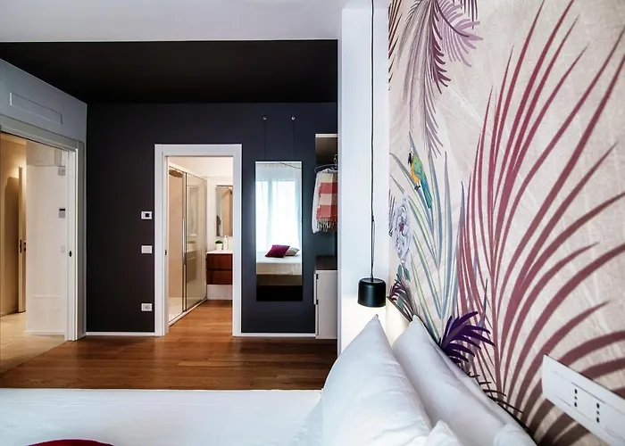 Апартаменты Sette - By Myhomeincomo *