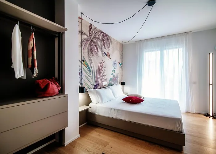 Апартаменты Sette - By Myhomeincomo *