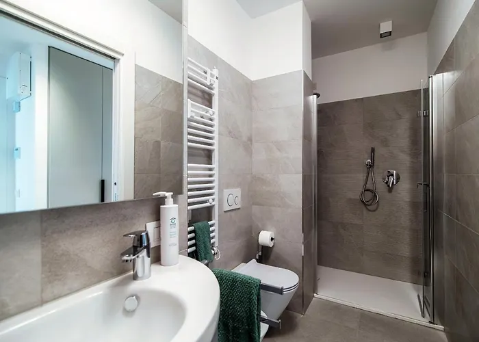 Sette - By Myhomeincomo *