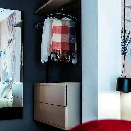 Appartement Sette - By Myhomeincomo