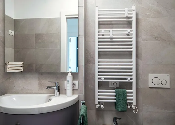 Apartment Sette - By Myhomeincomo Como