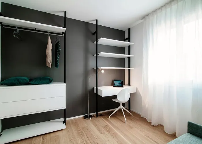 Sette - By Myhomeincomo Como