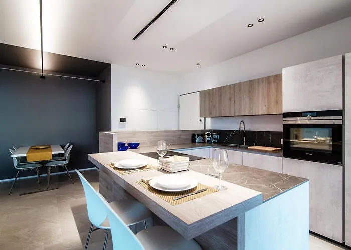 Sette - By Myhomeincomo Apartment