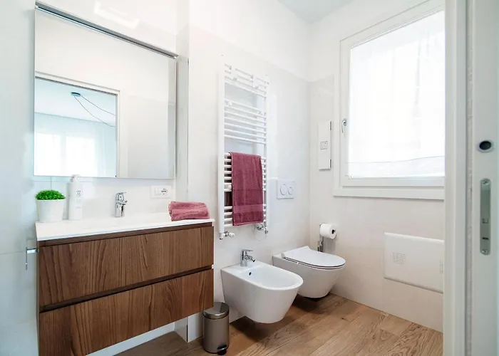 Appartement Sette - By Myhomeincomo *